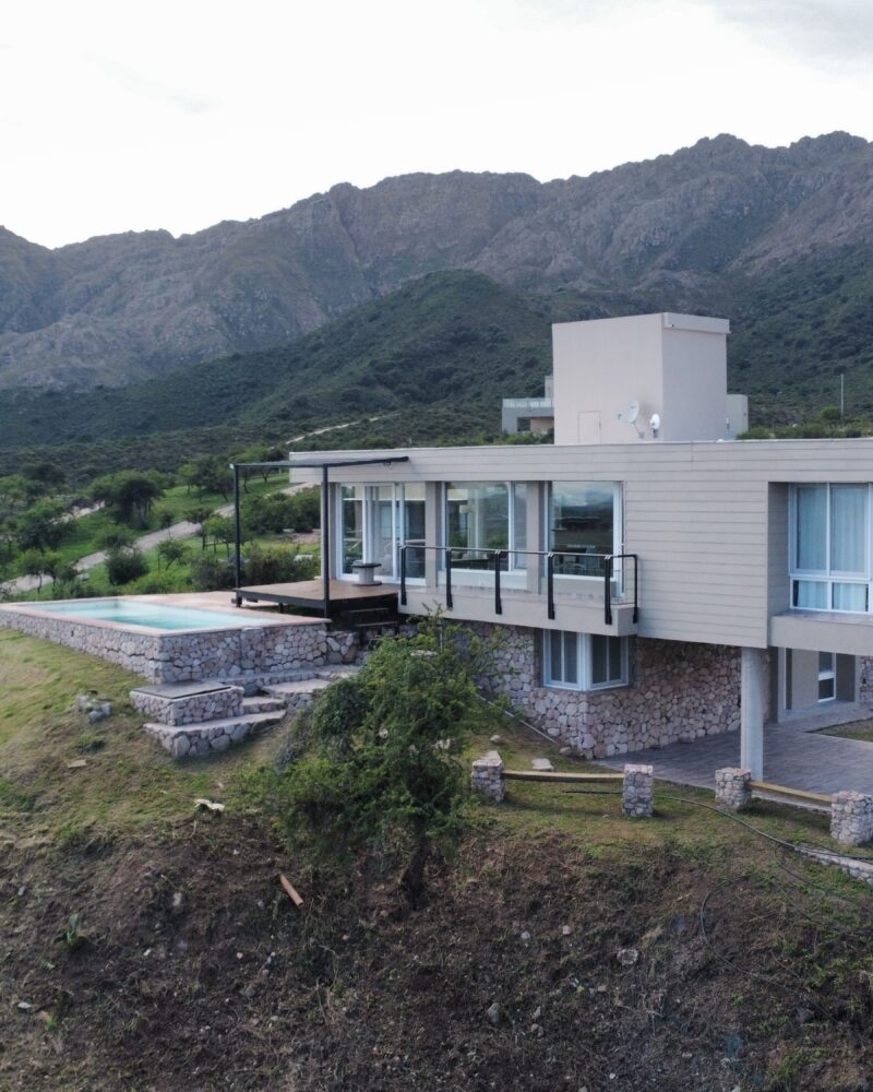 Casa Cerritos